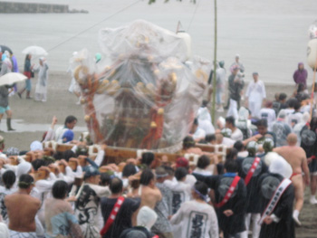 祭りの日に