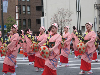 大都会の祭りのとき